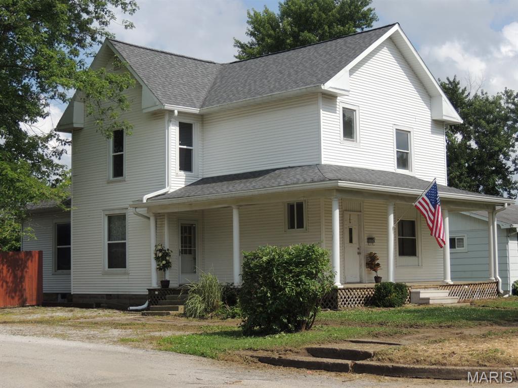 * CORNER LOT  *Older 2-story home ... IF ONLY these walls could talk!  *Welcome to a home that has shared lots of Love & Life & is ready for your next Life Chapter to be lived out here!  *Enjoy living as is or Welcome to your next Renovation Adventure! *This 4-bedroom, 2-bath home offers approximately 2300 square feet of interior space, full of potential & ready for your personal touch!  *Old woodwork throughout, transom window, stained glass window, beautiful built-in china cabinet, old wood floors...this property invites you to bring your style to life! *Inside is a flexible layout that holds promise for both family living & entertaining, *Main level offers kitchen, utility room, living, family, dining room, & bedroom (could be used as an office, etc)  *Upper level offers 3 large bedrooms & bath *New roof & guttering in 2020, several replacement windows *Altamont is a great community with key neighborhood spots *Older homes have solid bones & generous floor plans! *Contact your Realtor today!