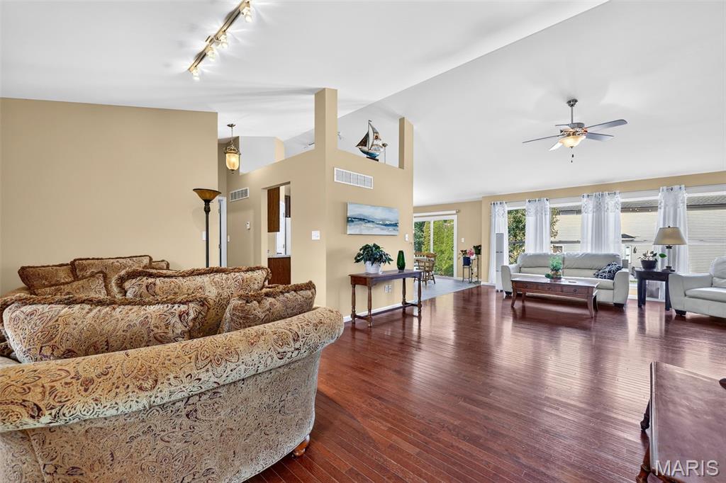 Hampton Woods Village B Ph2 - Residential