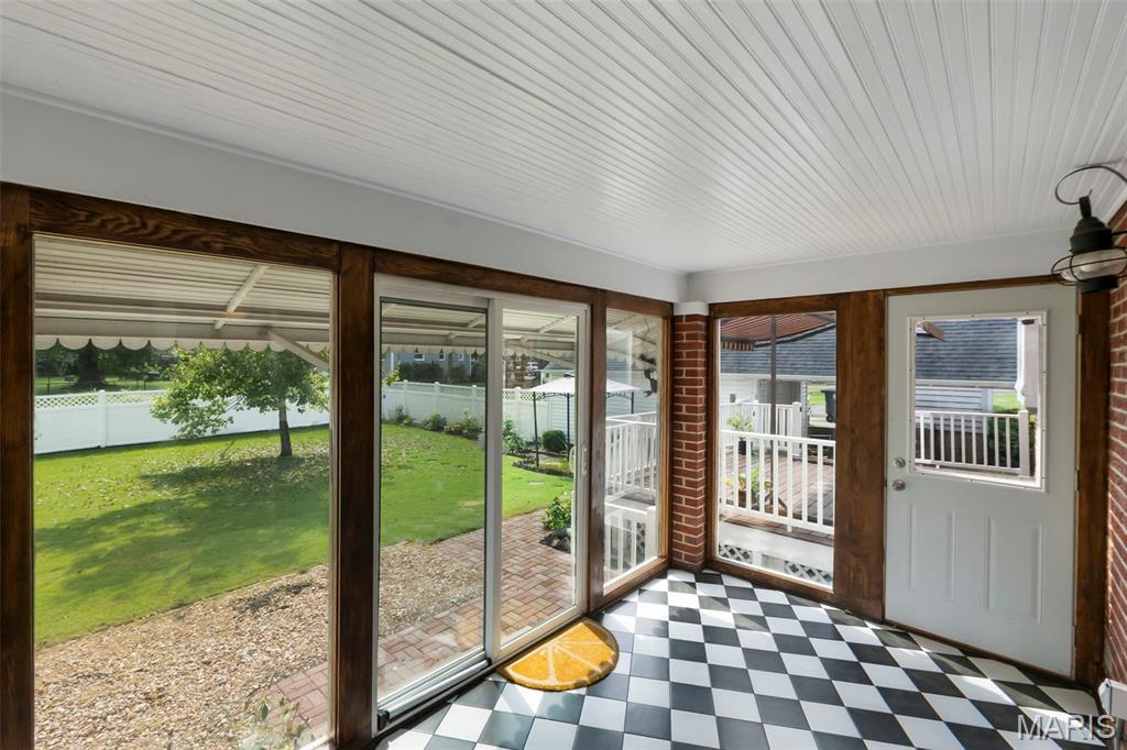 Sunset Terrace - Residential