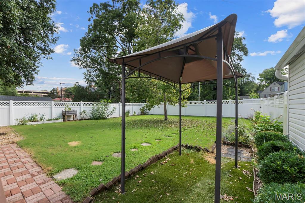 Sunset Terrace - Residential