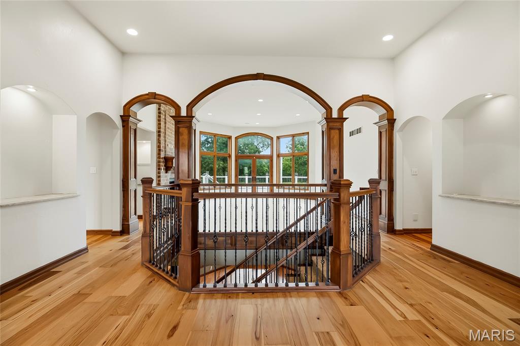 Ridgecreek Estate - Residential