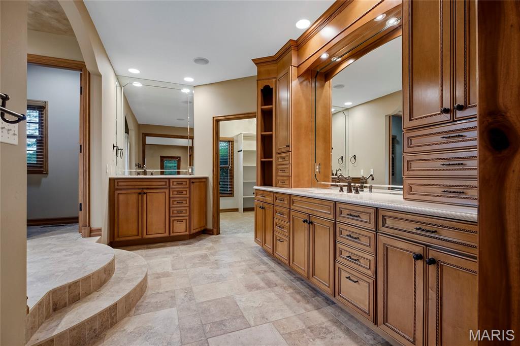 Ridgecreek Estate - Residential