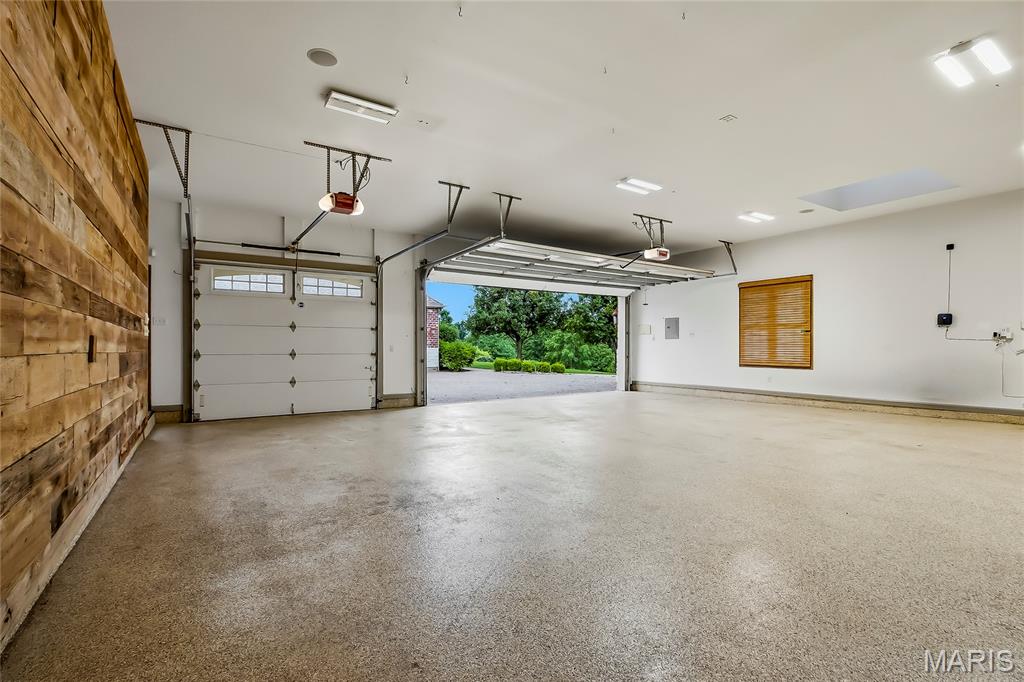 Ridgecreek Estate - Residential