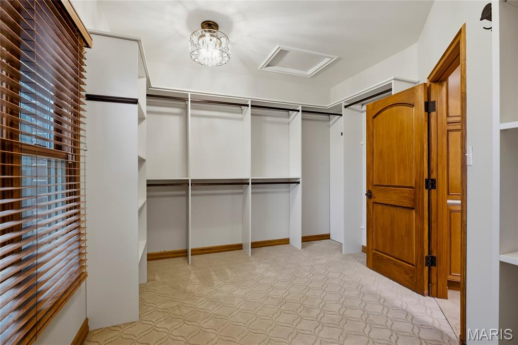 Ridgecreek Estate - Residential