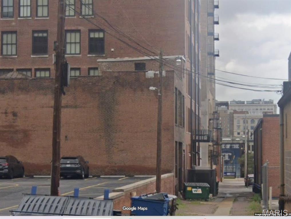Lucas & Hunt Add - Commercial Sale