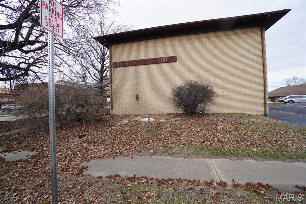 Granite City - Commercial Sale