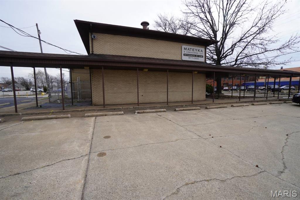 Granite City - Commercial Sale
