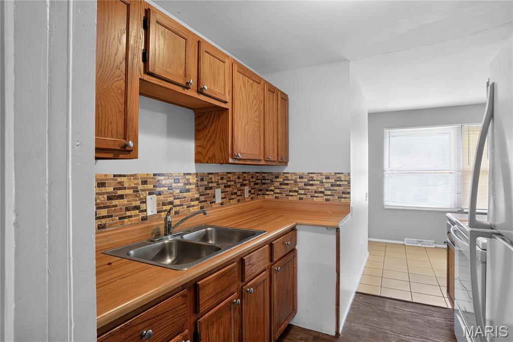 Hathaway Manor 19 - Residential