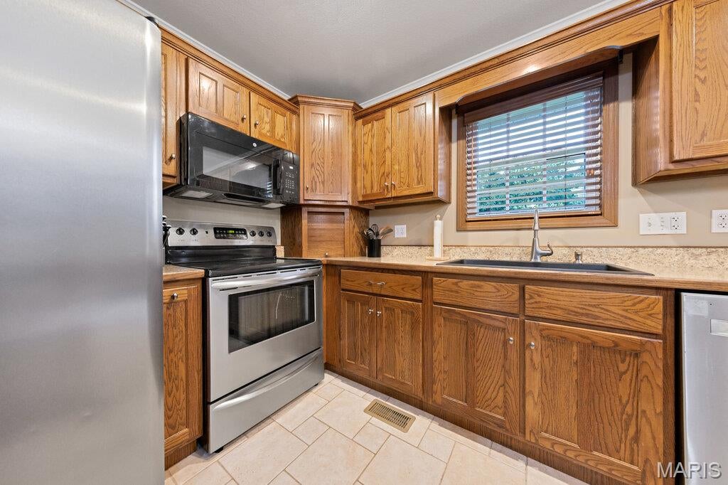 Trojan Lake - Residential