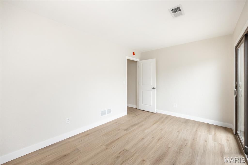 Weatherwood Condo Bldg #1-Ph 1 Unit F Bldg 1 - Residential