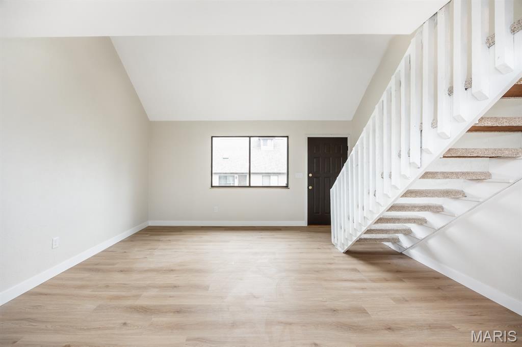 Weatherwood Condo Bldg #1-Ph 1 Unit F Bldg 1 - Residential