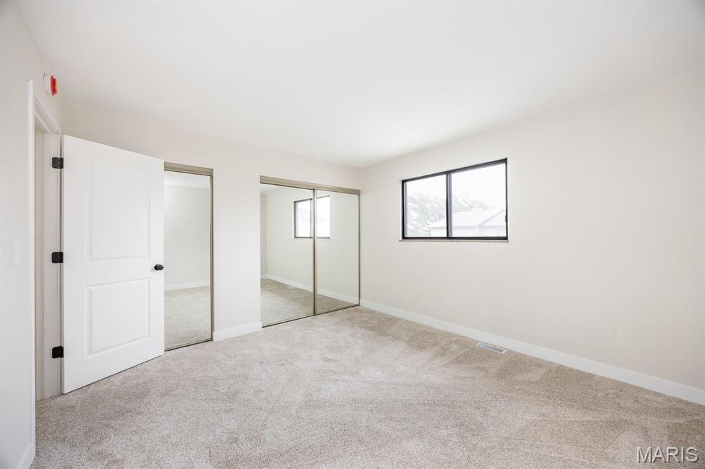 Weatherwood Condo Bldg #1-Ph 1 Unit F Bldg 1 - Residential