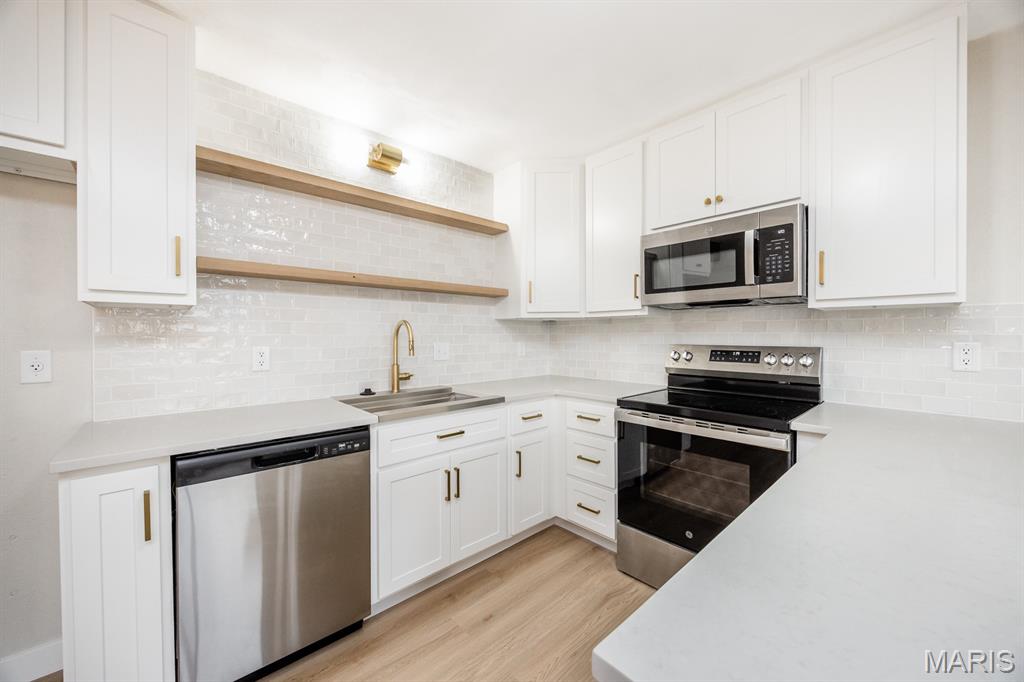 Weatherwood Condo Bldg #1-Ph 1 Unit F Bldg 1 - Residential