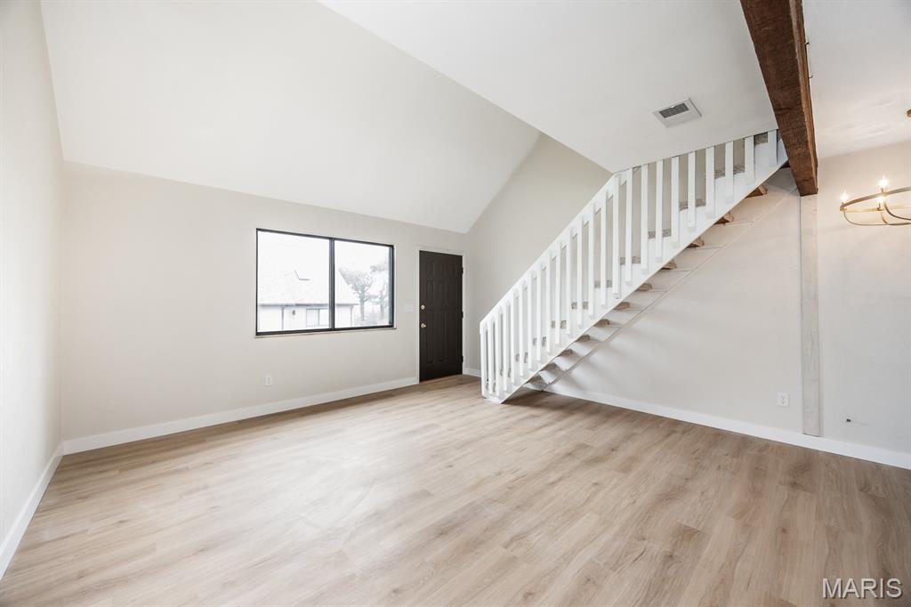 Weatherwood Condo Bldg #1-Ph 1 Unit F Bldg 1 - Residential