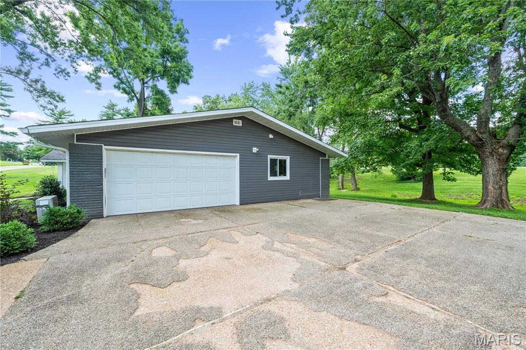Warson Pines - Residential