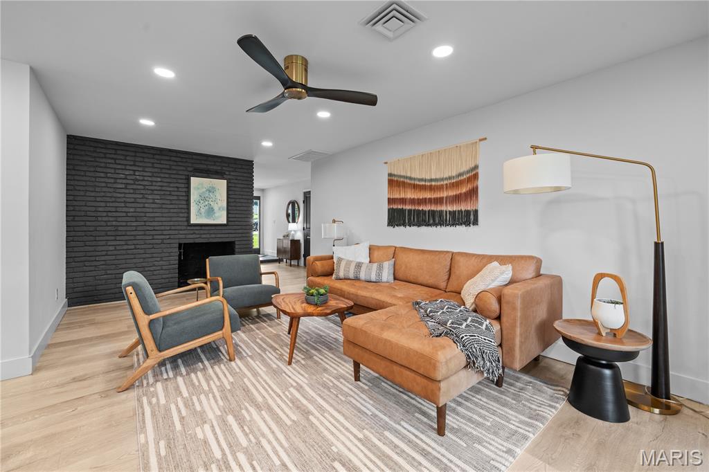 Warson Pines - Residential