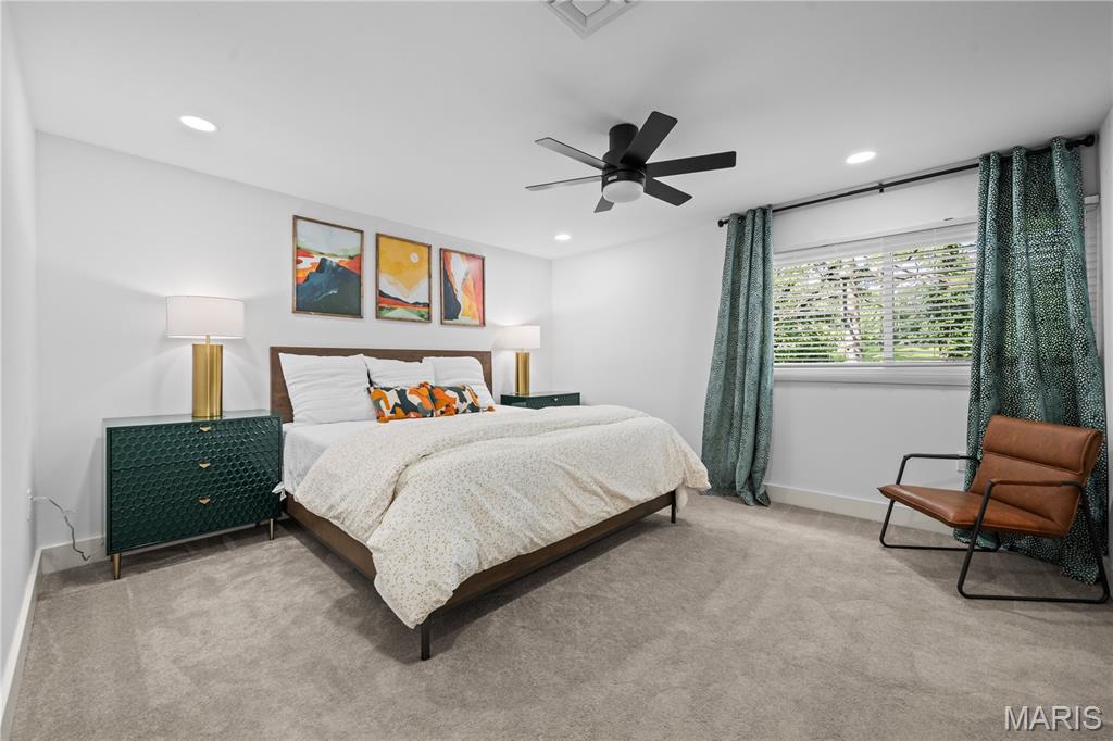 Warson Pines - Residential