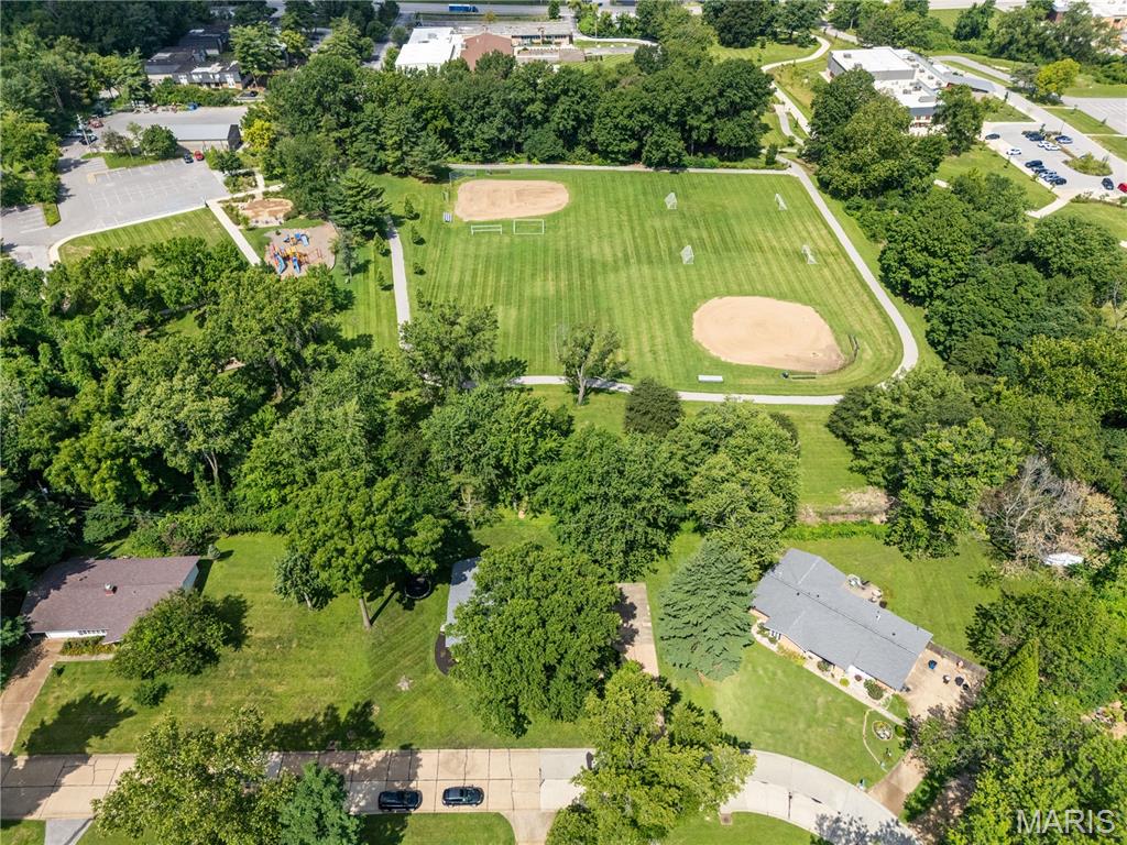 Warson Pines - Residential