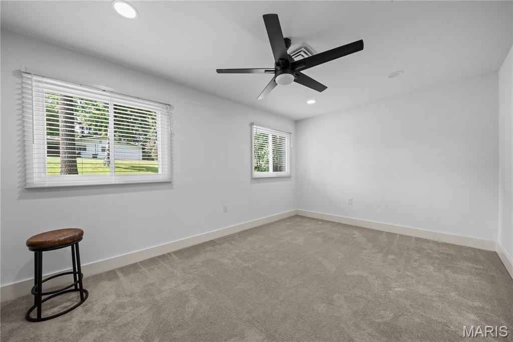 Warson Pines - Residential