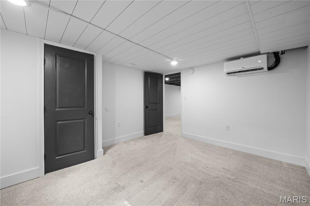 Warson Pines - Residential