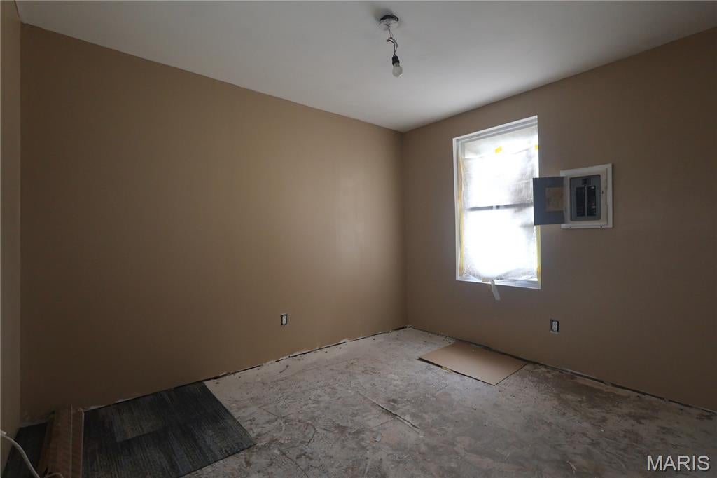 West Add/Belleville - Commercial Sale