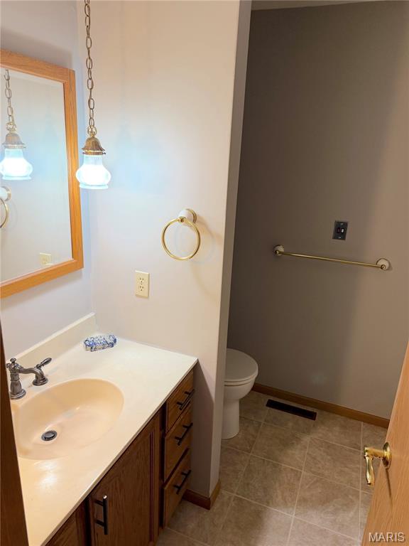 NOT IN A SUBDIVISION - Residential Lease