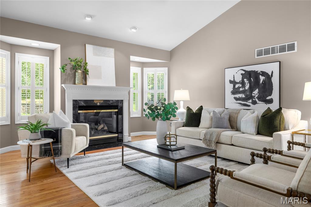 Huntington Chase 04 - Residential