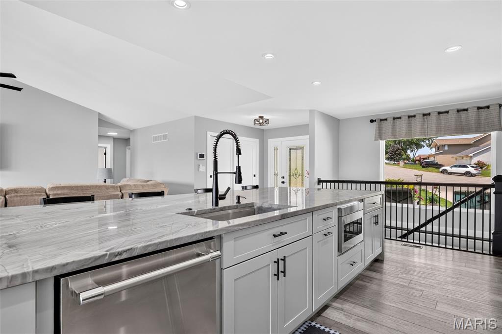 Harbor Pt Estate - Residential