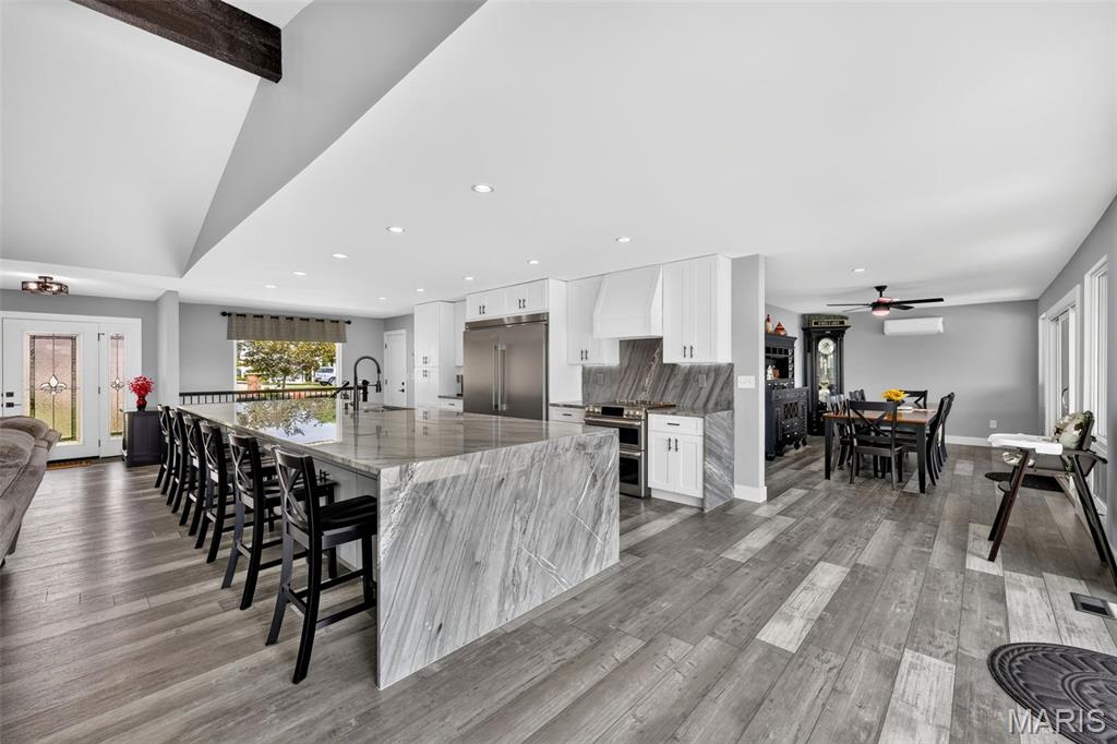 Harbor Pt Estate - Residential