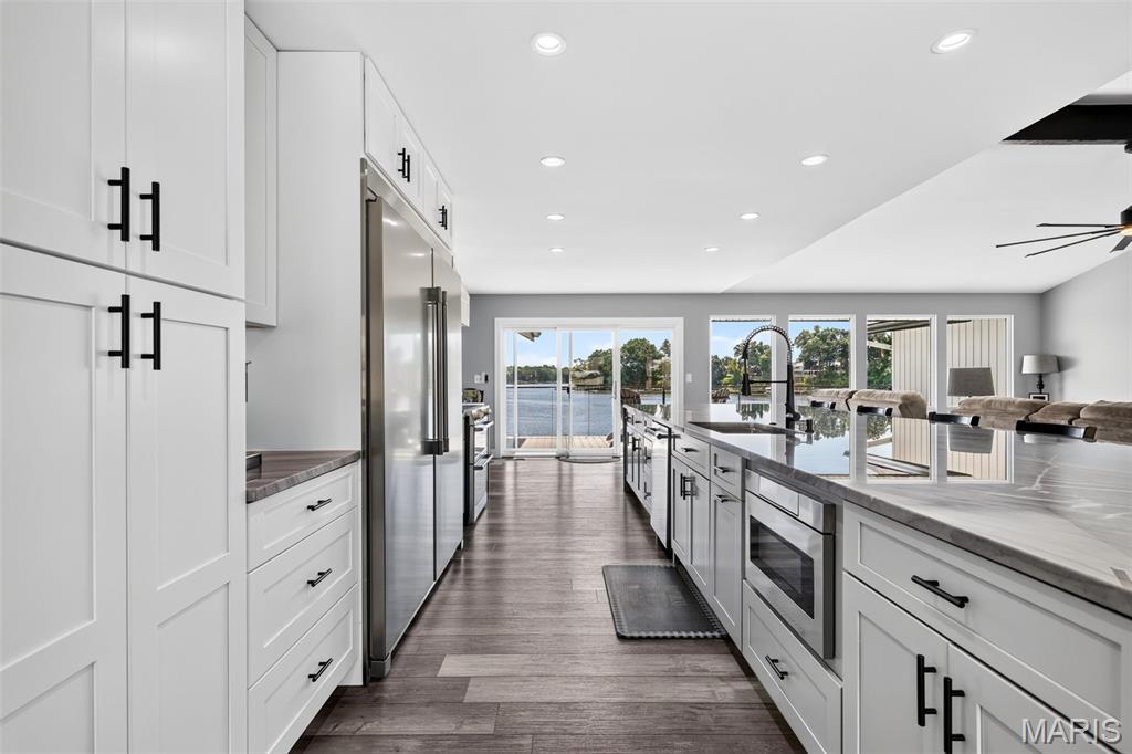 Harbor Pt Estate - Residential