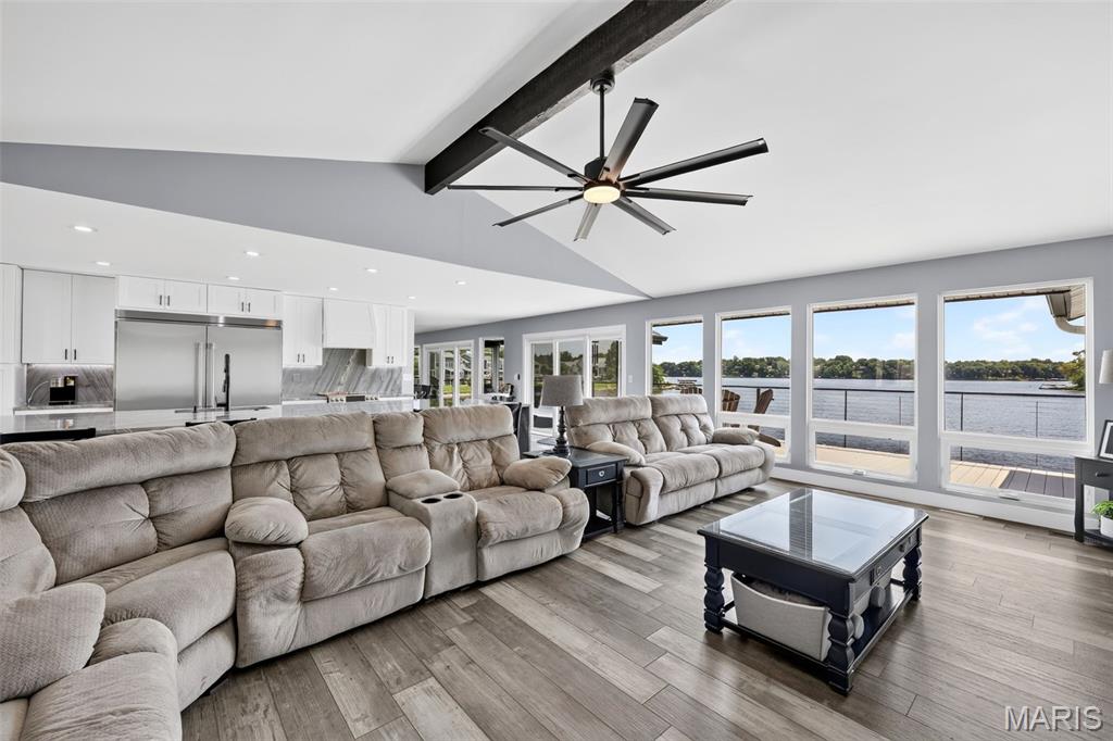 Harbor Pt Estate - Residential