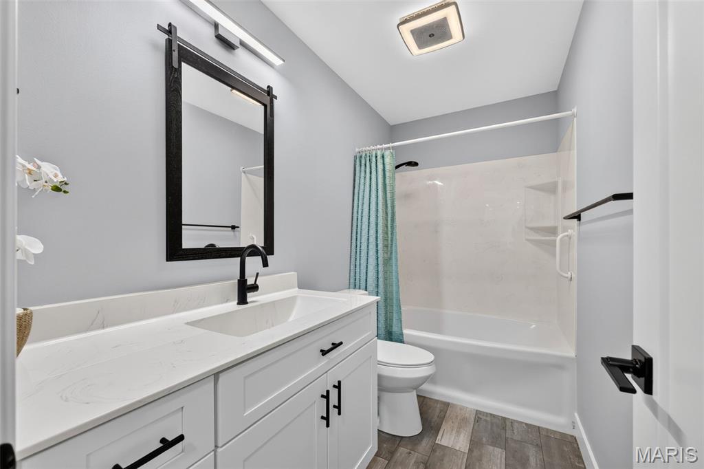 Harbor Pt Estate - Residential