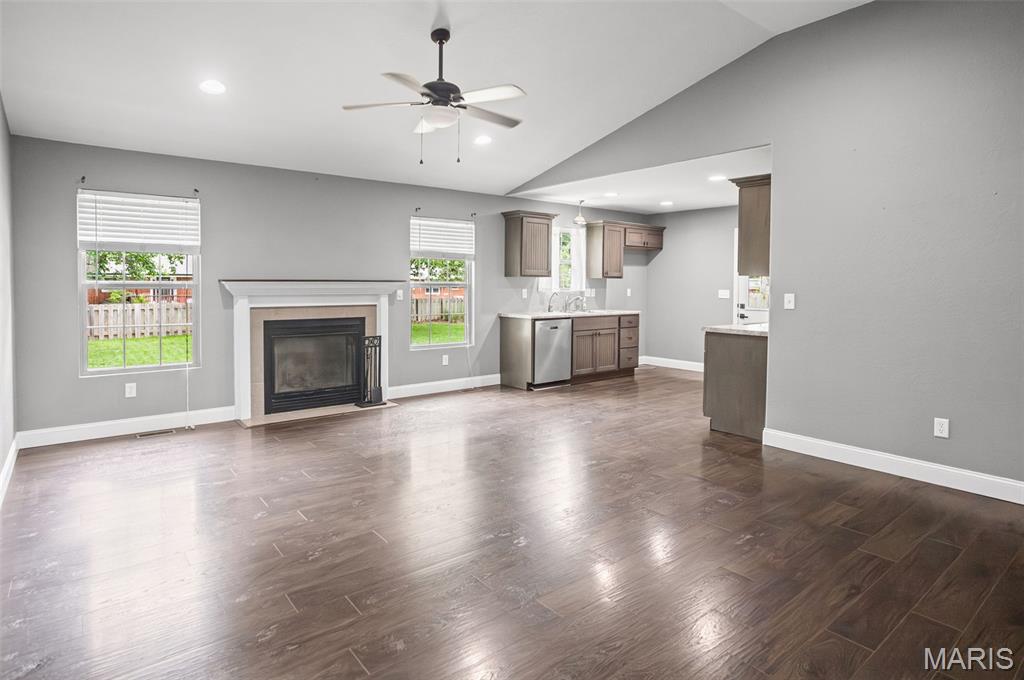 Lou Del 4th Add - Residential