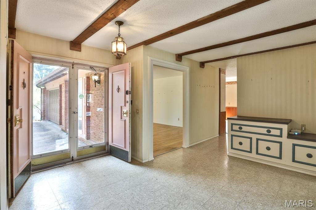 Fox Creek 1 - Residential