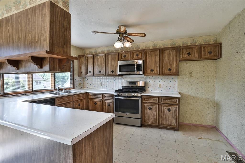 Fox Creek 1 - Residential