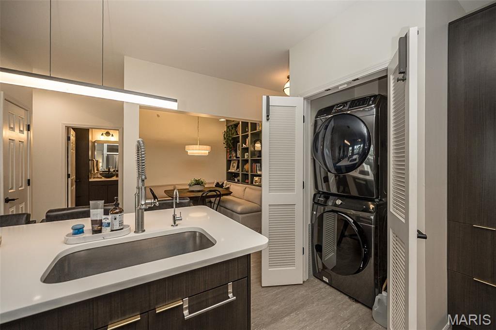 Hanley Station Condo First - Residential