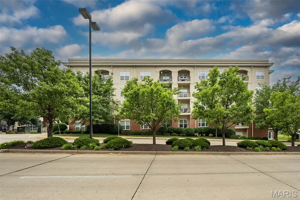 Hanley Station Condo First - Residential