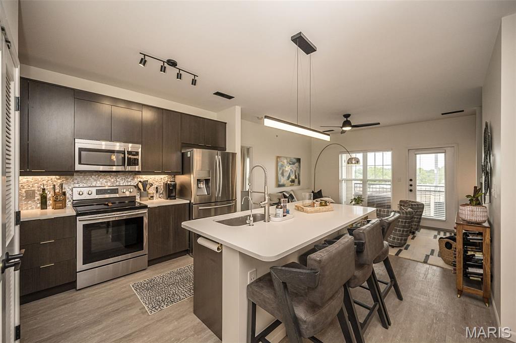 Hanley Station Condo First - Residential