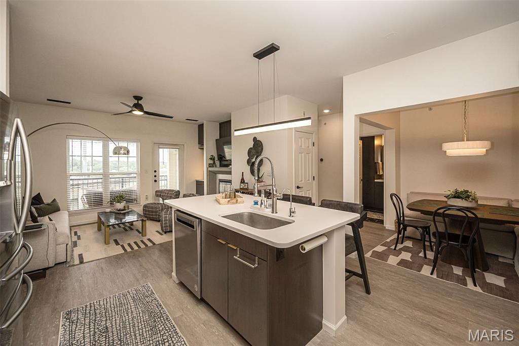 Hanley Station Condo First - Residential