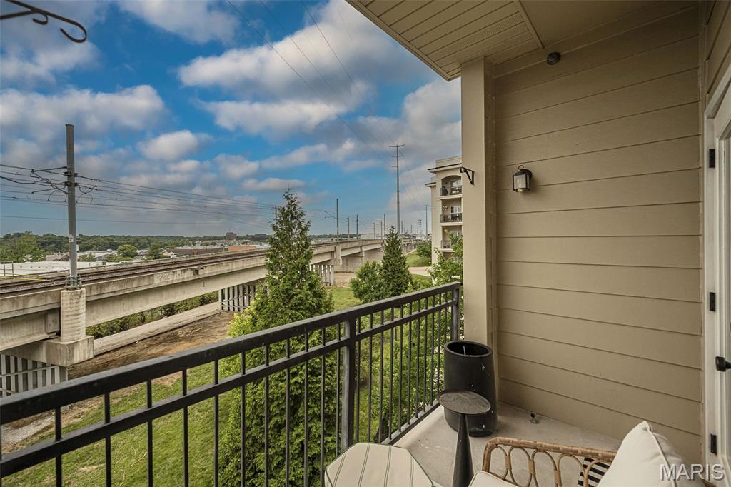 Hanley Station Condo First - Residential