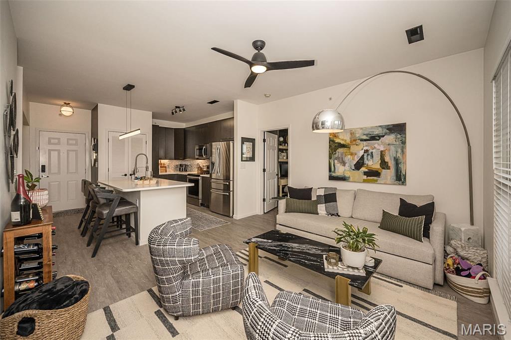 Hanley Station Condo First - Residential