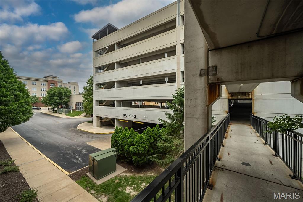 Hanley Station Condo First - Residential
