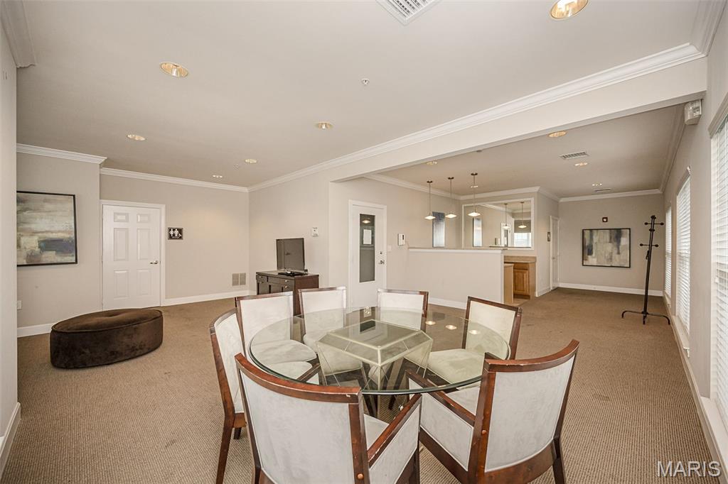 Hanley Station Condo First - Residential