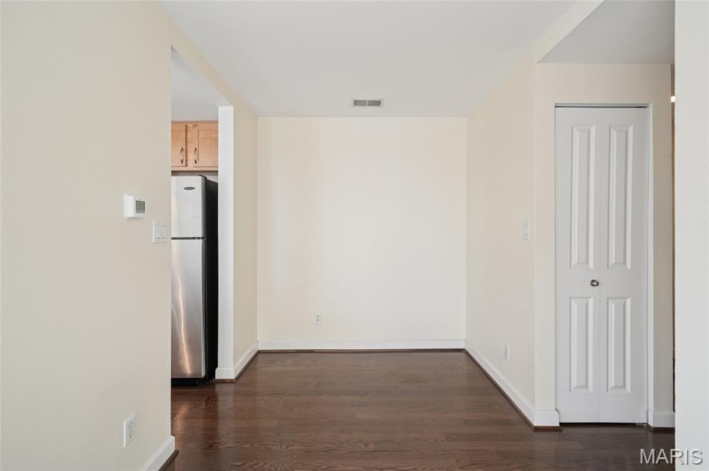 5330-5360 Pershing Condo - Residential