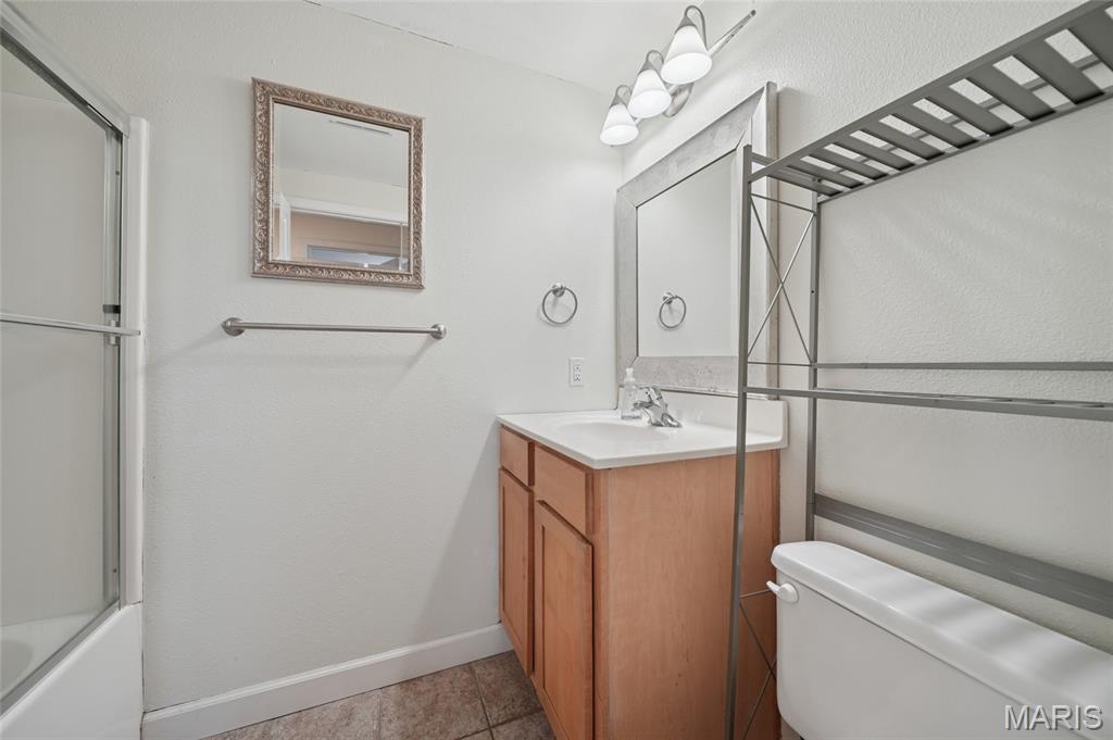 5330-5360 Pershing Condo - Residential