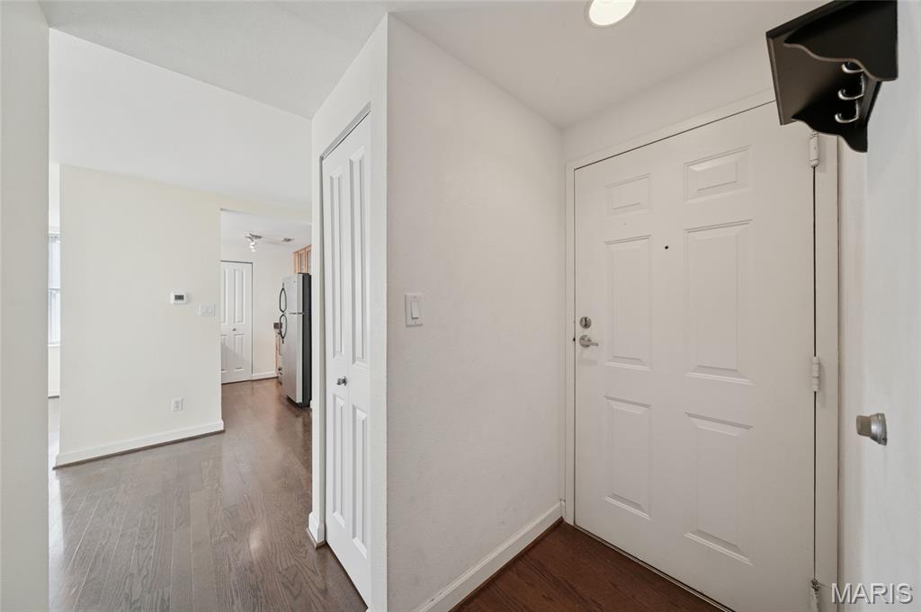 5330-5360 Pershing Condo - Residential