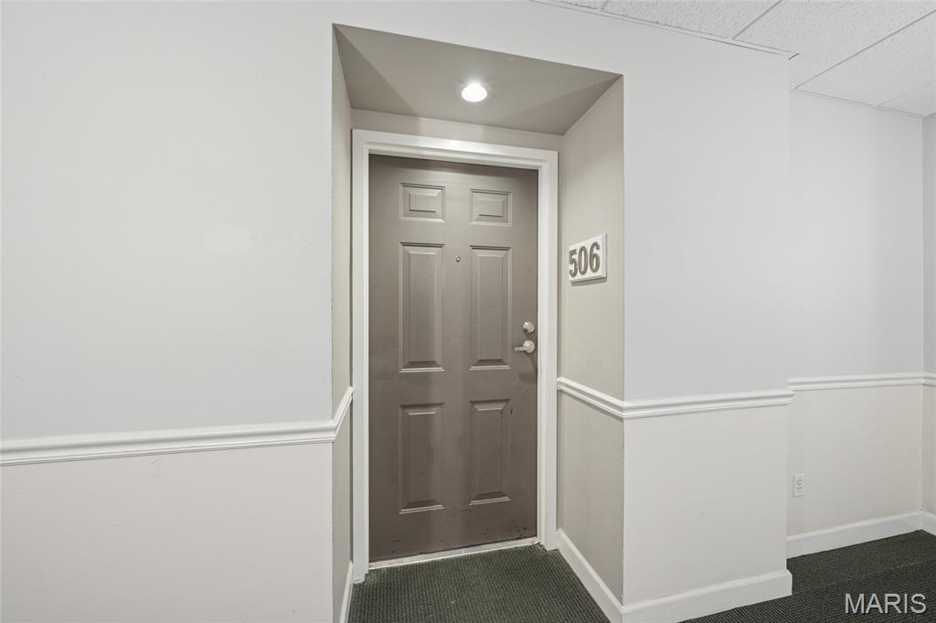 5330-5360 Pershing Condo - Residential