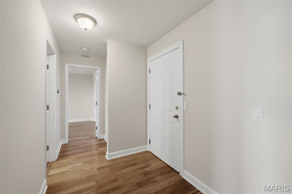 Pershing Ave Condo - Residential