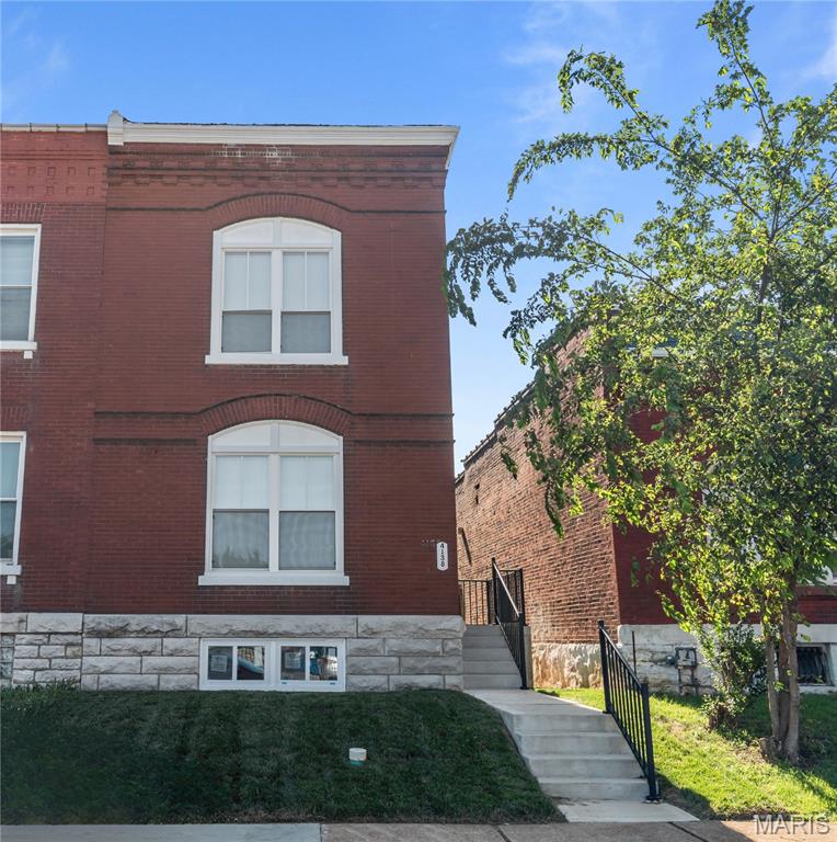 Grand Real Estate Add - Residential Lease
