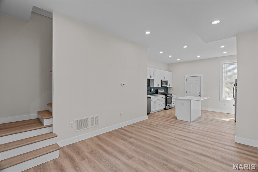 Grand Real Estate Add - Residential Lease